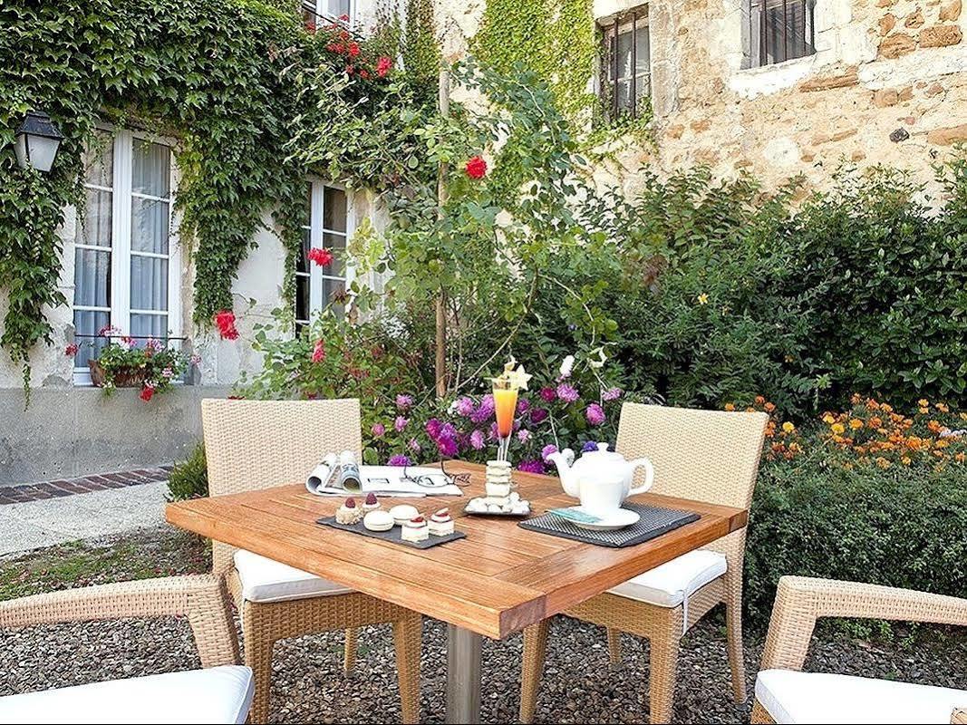Logis - Hotel & Restaurant Du Tribunal Mortagne-au-Perche Buitenkant foto